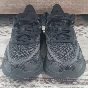 Hoka Clifton 9 Women's  Size: 8D 1132210 Wide